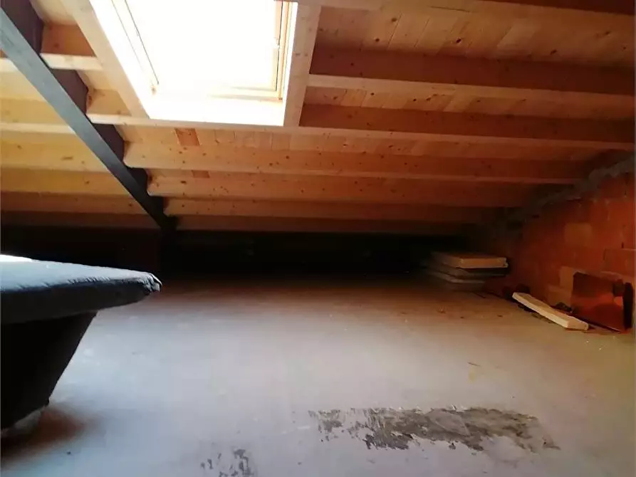 Immagine 30 di Casa indipendente in vendita  a Lastra A Signa