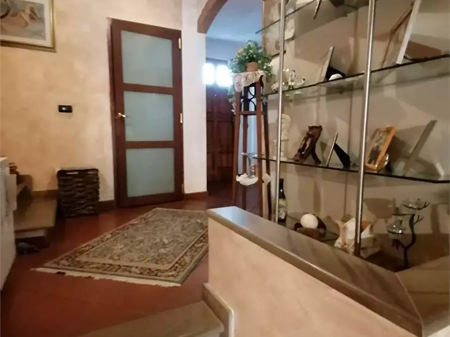 Immagine 22 di Casa indipendente in vendita  a Lastra A Signa
