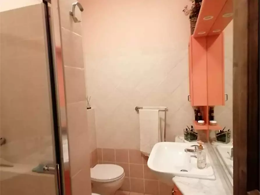 Immagine 16 di Casa indipendente in vendita  a Lastra A Signa