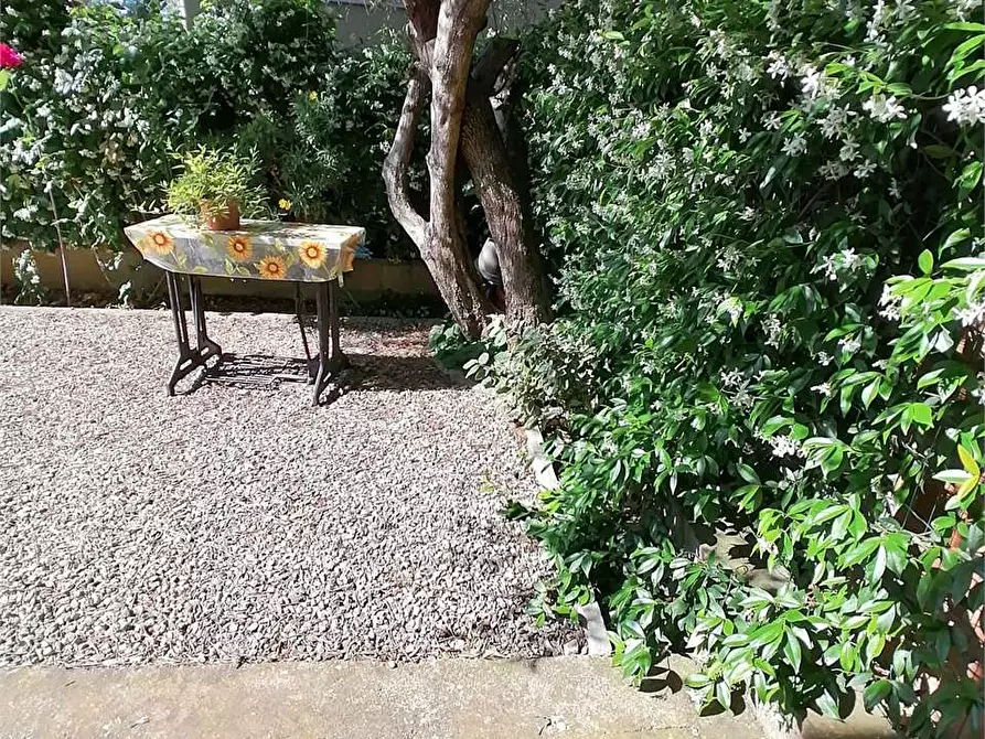 Immagine 24 di Casa indipendente in vendita  a Lastra A Signa