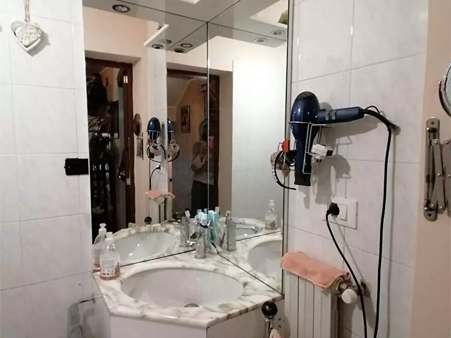 Immagine 28 di Casa indipendente in vendita  a Lastra A Signa