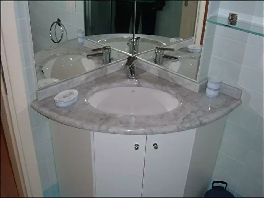 Immagine 10 di Appartamento in affitto  a Pisa