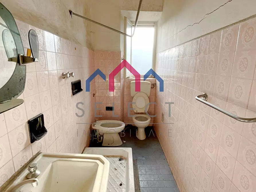 Immagine 49 di Casa semindipendente in vendita  a Bagni Di Lucca