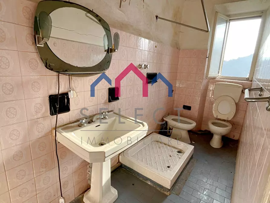 Immagine 48 di Casa semindipendente in vendita  a Bagni Di Lucca