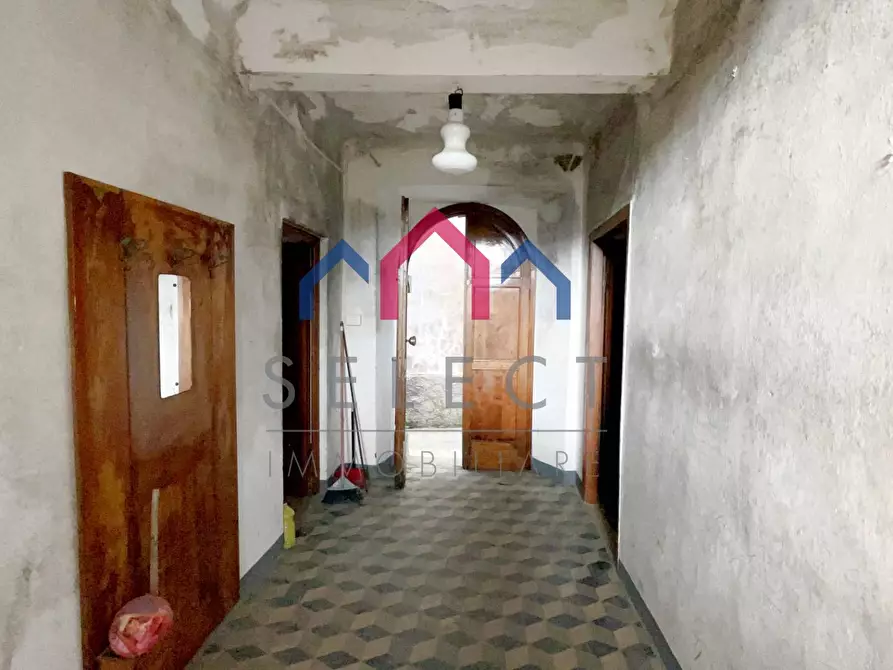 Immagine 2 di Casa semindipendente in vendita  a Bagni Di Lucca