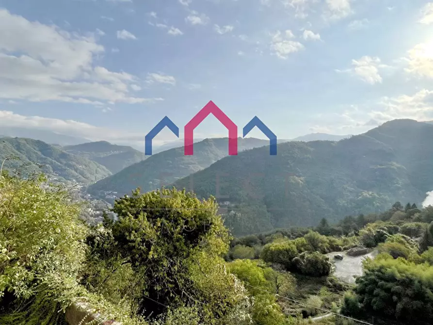 Immagine 39 di Casa semindipendente in vendita  a Bagni Di Lucca