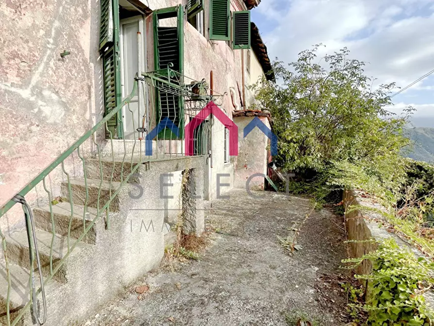 Immagine 12 di Casa semindipendente in vendita  a Bagni Di Lucca