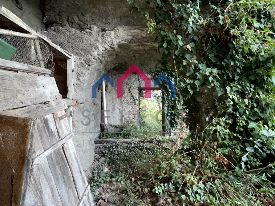 Immagine 65 di Casa semindipendente in vendita  a Bagni Di Lucca