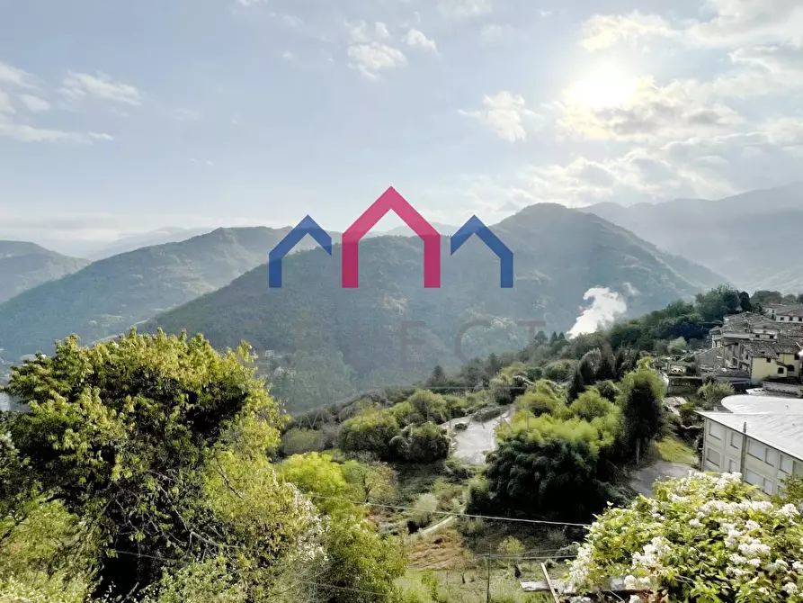 Immagine 37 di Casa semindipendente in vendita  a Bagni Di Lucca