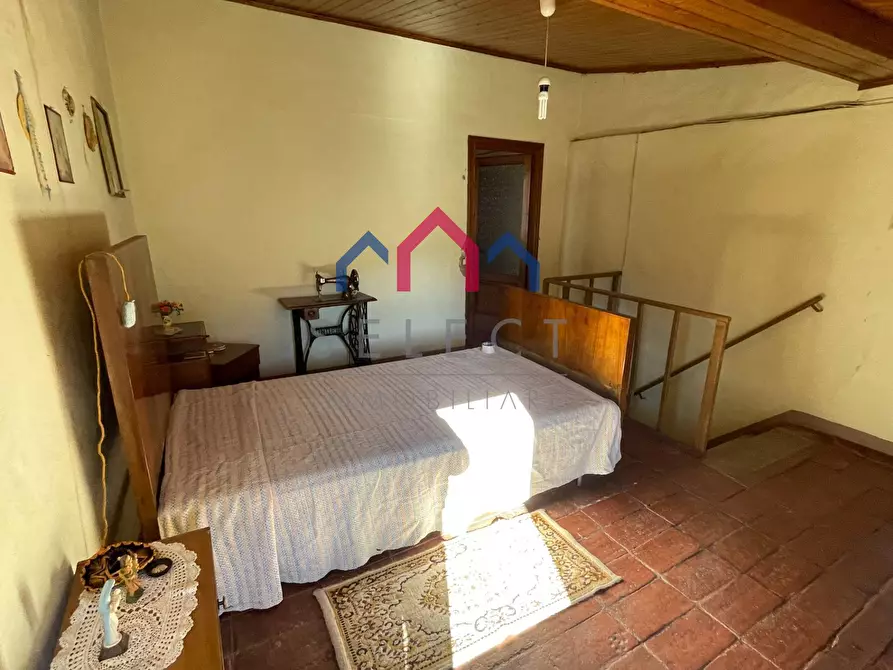 Immagine 35 di Casa semindipendente in vendita  a Borgo A Mozzano