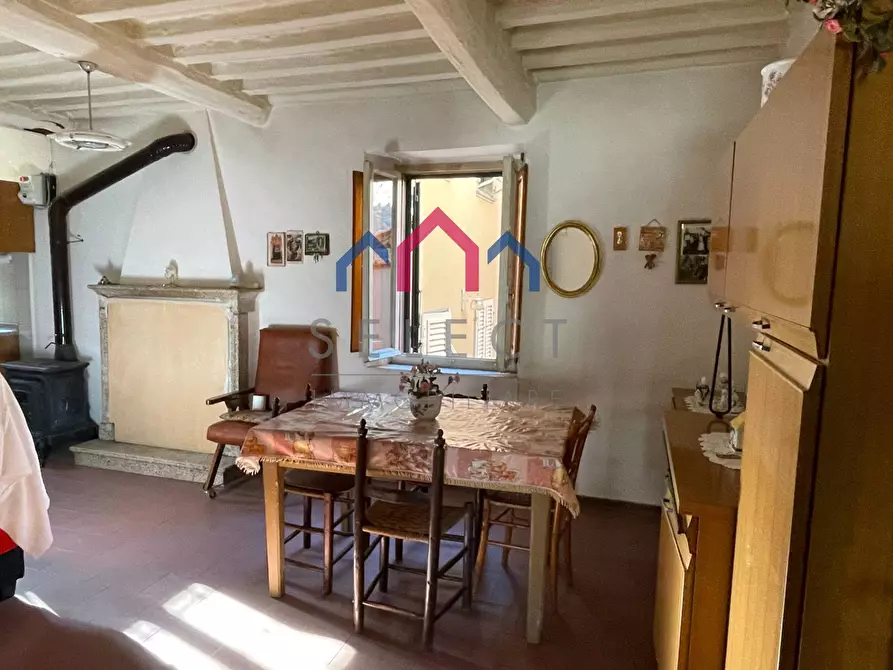 Immagine 17 di Casa semindipendente in vendita  a Borgo A Mozzano