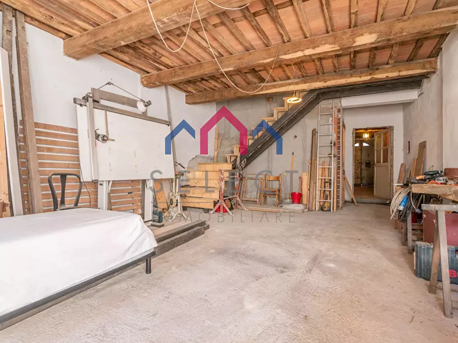 Immagine 12 di Appartamento in vendita  a Borgo A Mozzano