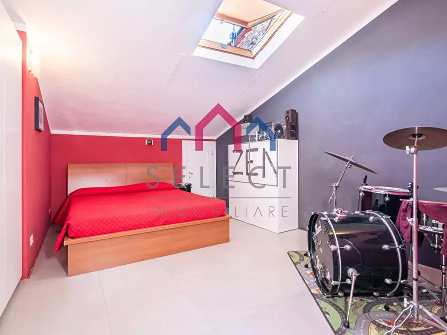 Immagine 45 di Palazzo in vendita  a Borgo A Mozzano