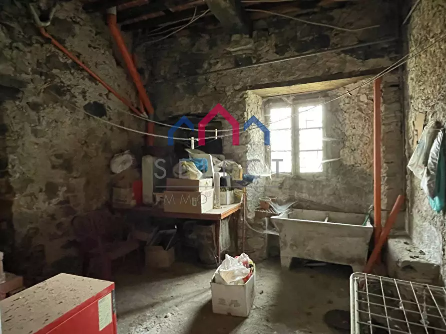 Immagine 44 di Appartamento in vendita  a Bagni Di Lucca