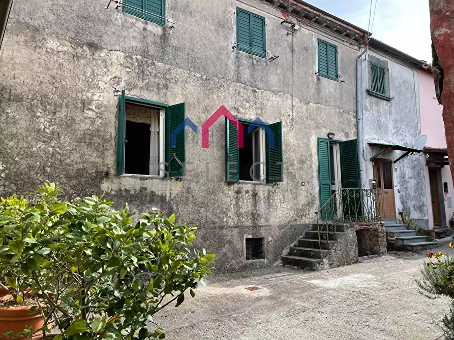 Immagine 60 di Appartamento in vendita  a Bagni Di Lucca