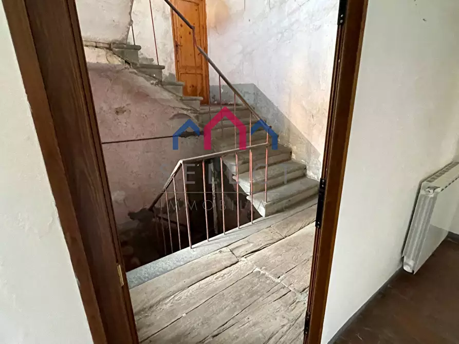 Immagine 43 di Appartamento in vendita  a Bagni Di Lucca