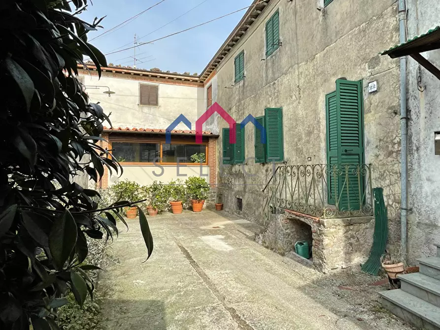 Immagine 56 di Appartamento in vendita  a Bagni Di Lucca