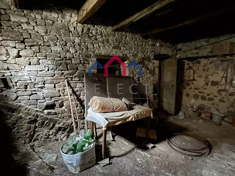 Immagine 51 di Appartamento in vendita  a Bagni Di Lucca