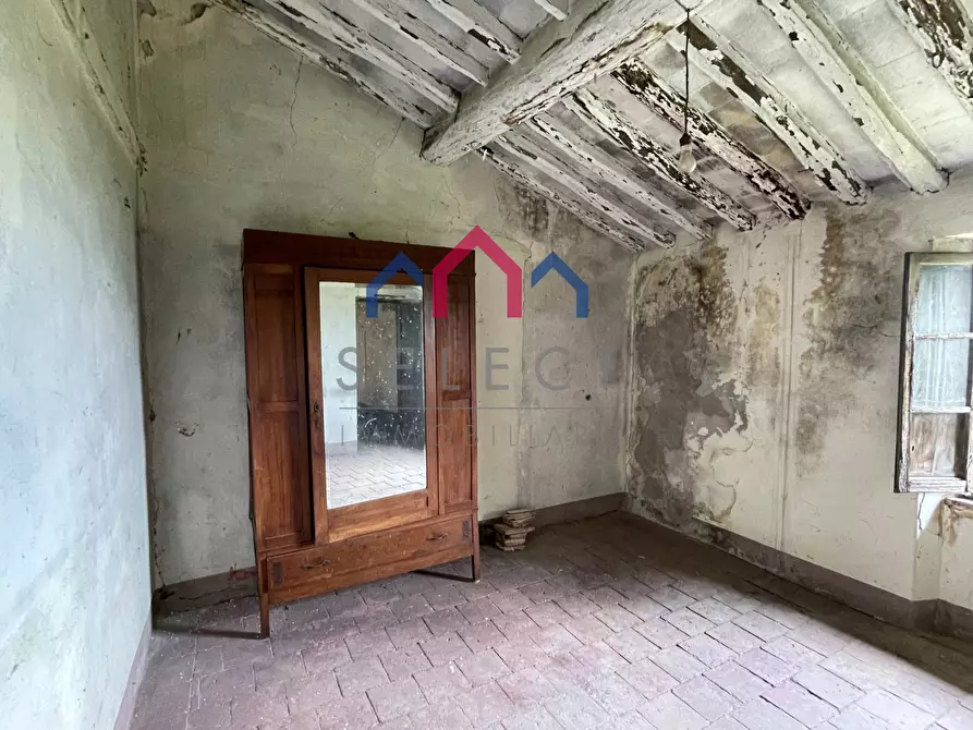 Immagine 27 di Rustico / casale in vendita  a Molazzana