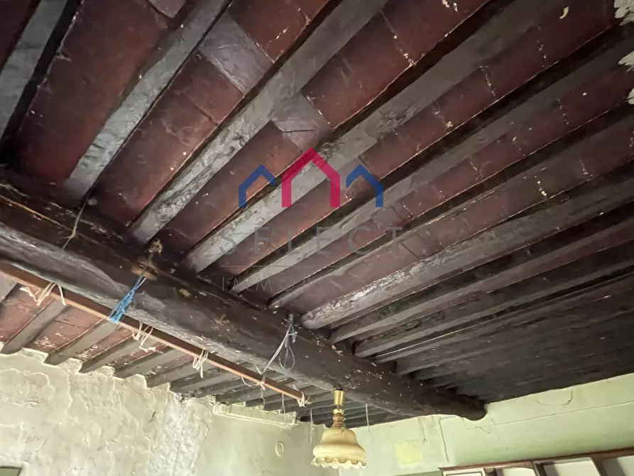 Immagine 24 di Rustico / casale in vendita  a Molazzana