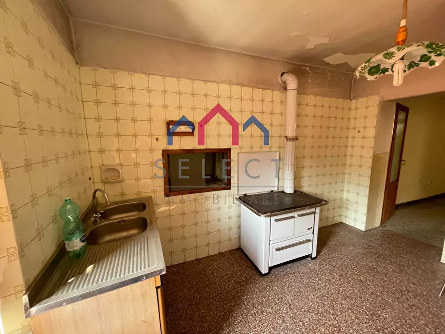 Immagine 30 di Terratetto in vendita  a Bagni Di Lucca