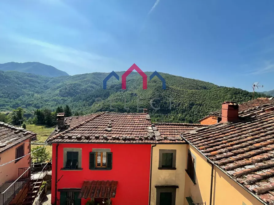 Immagine 59 di Terratetto in vendita  a Bagni Di Lucca