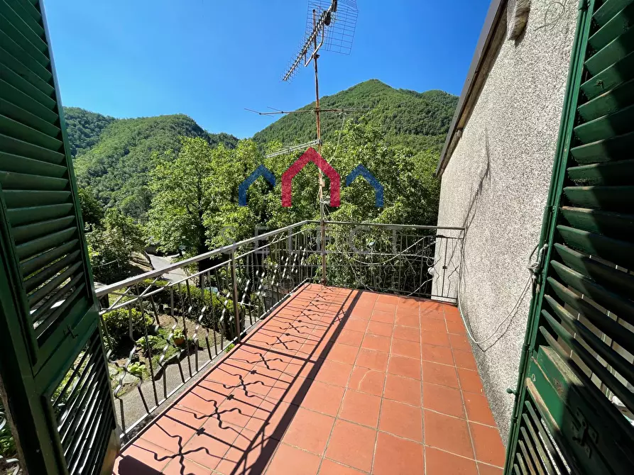 Immagine 28 di Casa indipendente in vendita  a Pescaglia