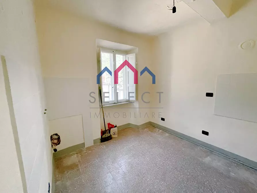 Immagine 6 di Appartamento in vendita  a Bagni Di Lucca