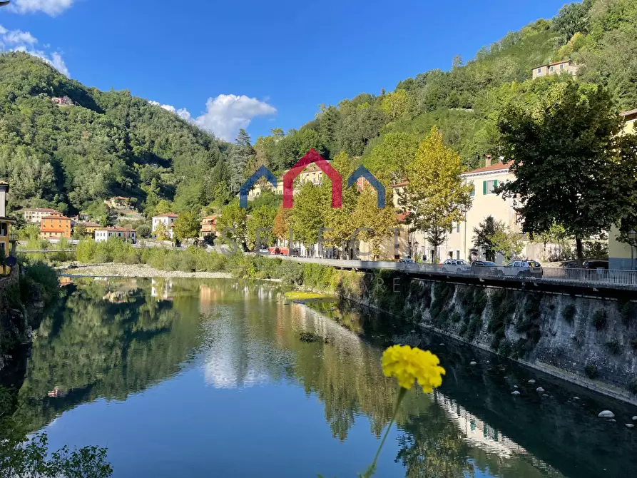 Immagine 38 di Appartamento in vendita  a Bagni Di Lucca