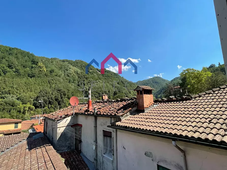 Immagine 37 di Appartamento in vendita  a Bagni Di Lucca