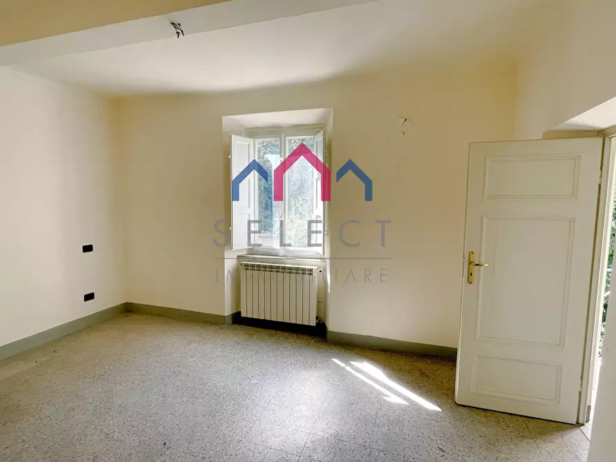 Immagine 13 di Appartamento in vendita  a Bagni Di Lucca