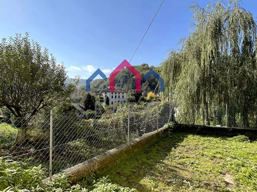 Immagine 61 di Appartamento in vendita  a Bagni Di Lucca