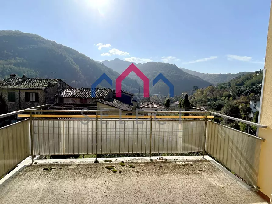 Immagine 15 di Appartamento in vendita  a Bagni Di Lucca