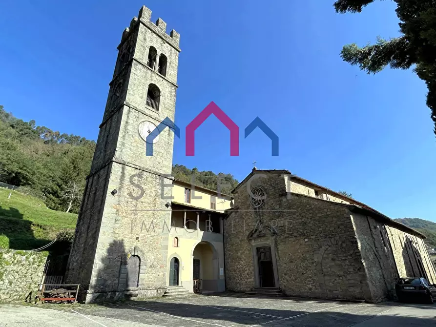 Immagine 65 di Appartamento in vendita  a Bagni Di Lucca