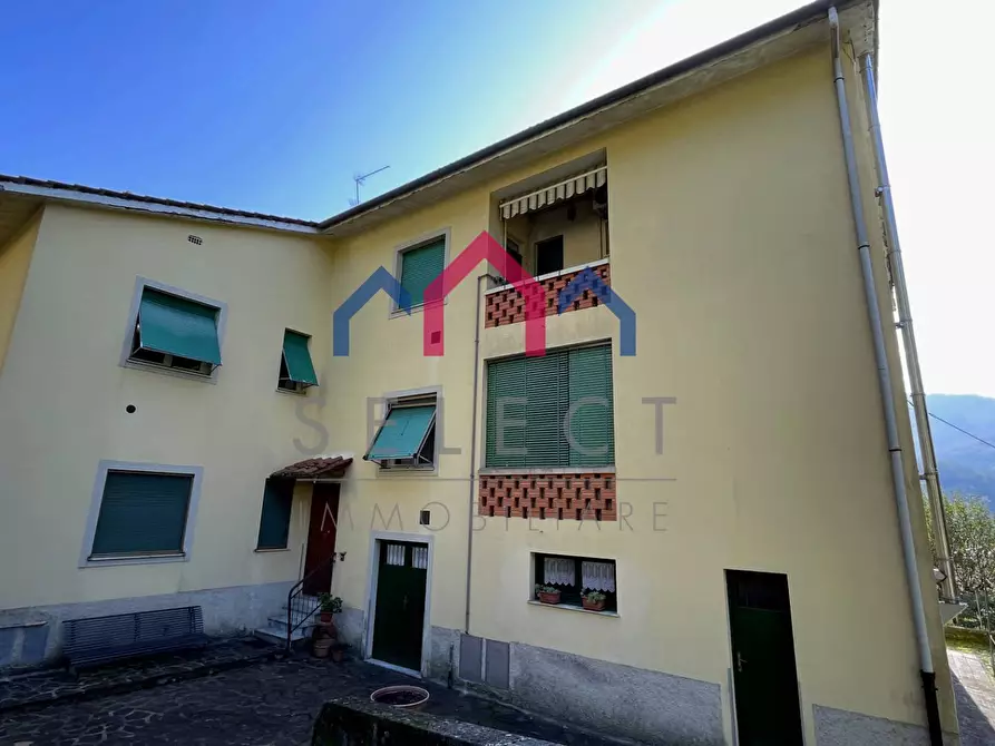 Immagine 52 di Appartamento in vendita  a Bagni Di Lucca
