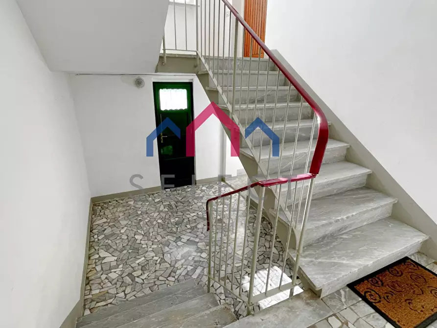 Immagine 40 di Appartamento in vendita  a Bagni Di Lucca