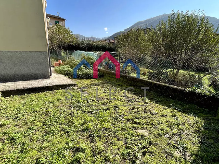 Immagine 54 di Appartamento in vendita  a Bagni Di Lucca