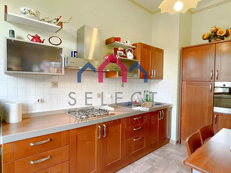 Immagine 14 di Appartamento in vendita  a Borgo A Mozzano