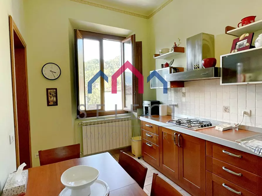 Immagine 18 di Appartamento in vendita  a Borgo A Mozzano