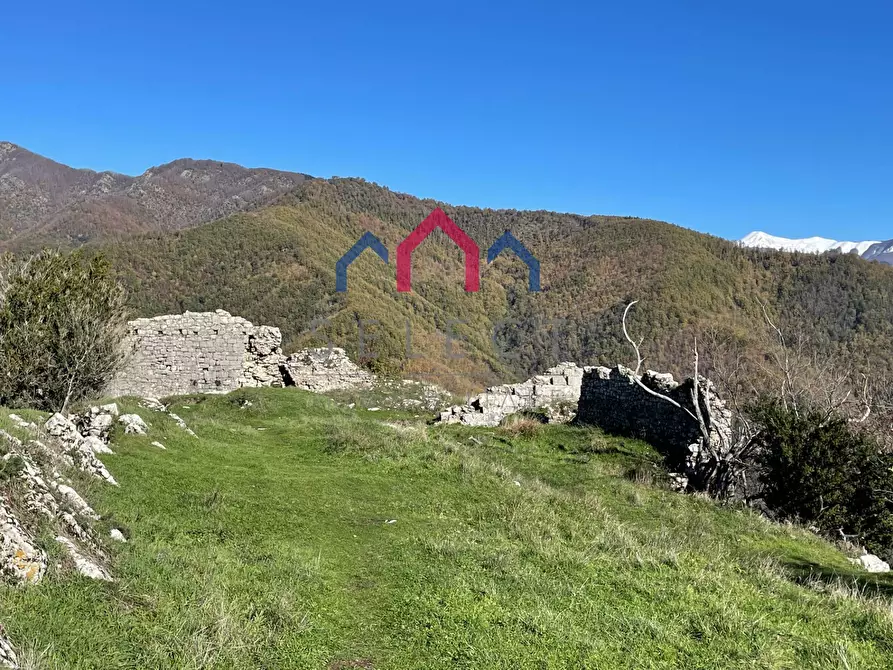 Immagine 42 di Casa semindipendente in vendita  a Bagni Di Lucca