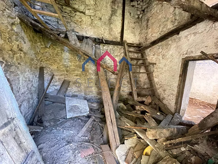 Immagine 9 di Casa semindipendente in vendita  a Bagni Di Lucca