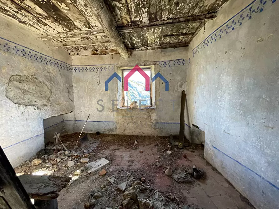 Immagine 20 di Casa semindipendente in vendita  a Bagni Di Lucca