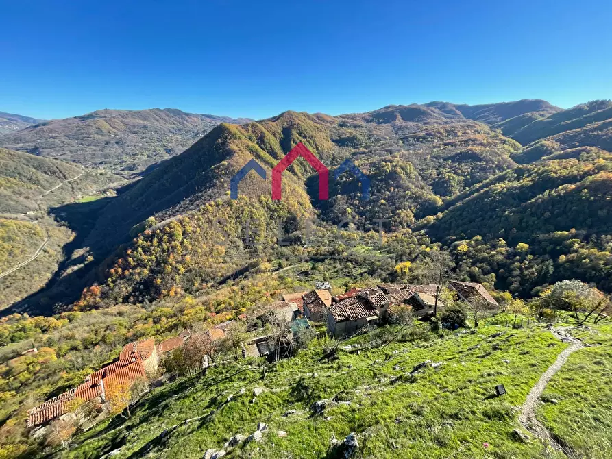 Immagine 39 di Casa semindipendente in vendita  a Bagni Di Lucca