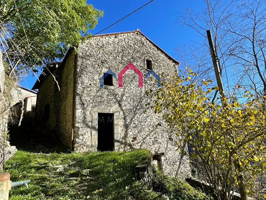 Immagine 6 di Casa semindipendente in vendita  a Bagni Di Lucca