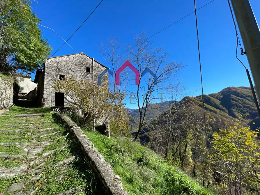 Immagine 35 di Casa semindipendente in vendita  a Bagni Di Lucca