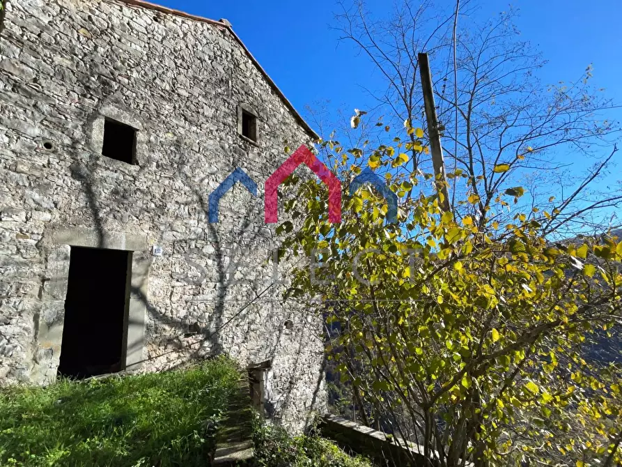Immagine 36 di Casa semindipendente in vendita  a Bagni Di Lucca
