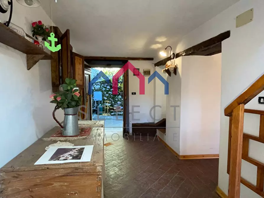 Immagine 4 di Terratetto in vendita  a Bagni Di Lucca