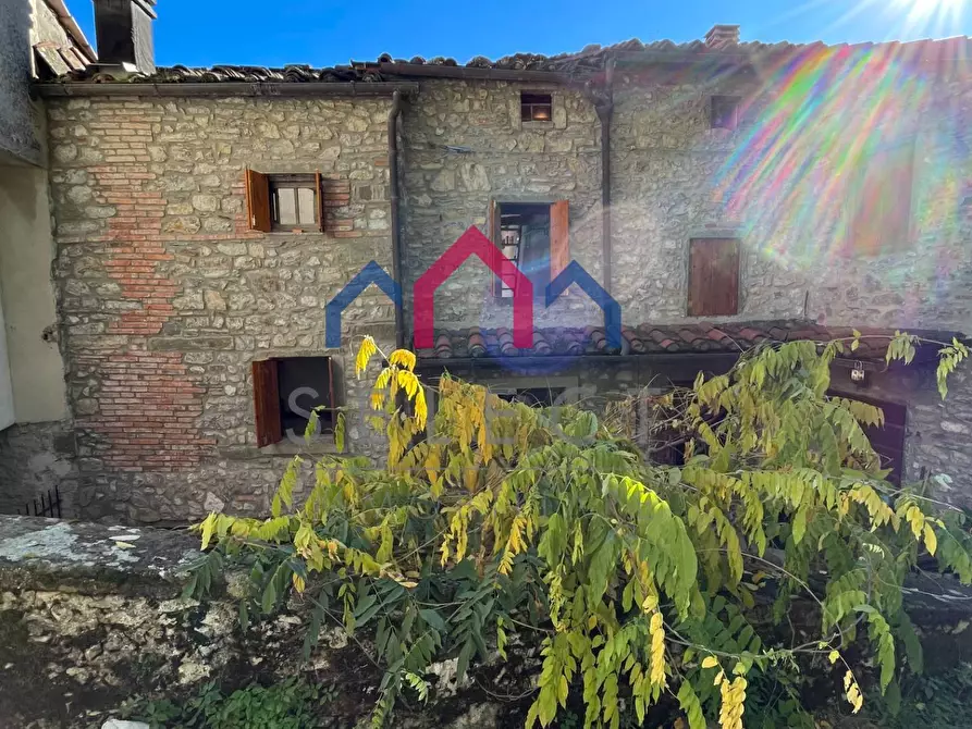 Immagine 45 di Terratetto in vendita  a Bagni Di Lucca