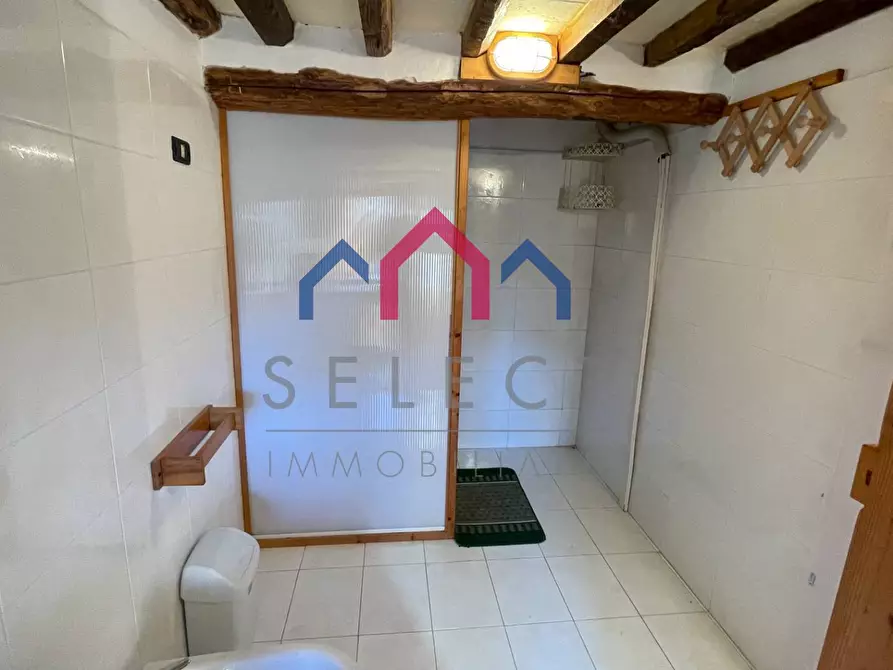 Immagine 38 di Terratetto in vendita  a Bagni Di Lucca
