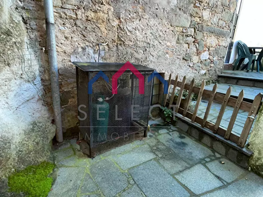 Immagine 37 di Terratetto in vendita  a Borgo A Mozzano